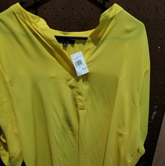 Blouse - Picture 2 of 6